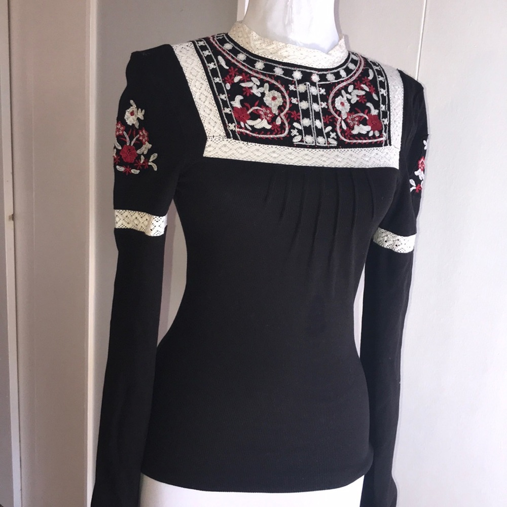 NWOT Free People- Embroidered, Black long sleeve